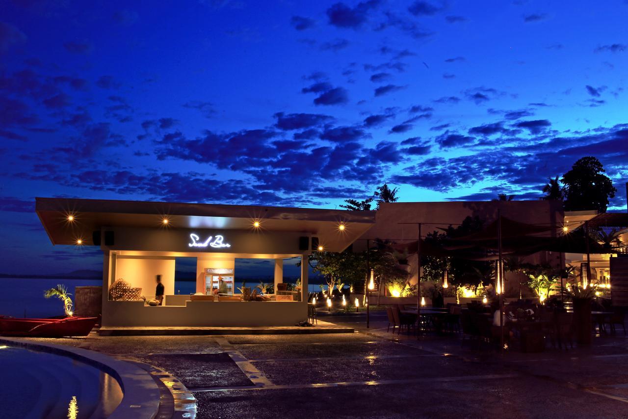 The Oriental Leyte Hotel Таклобан Екстериор снимка