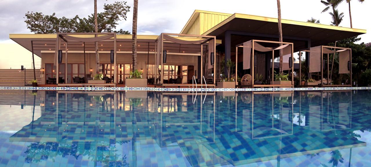 The Oriental Leyte Hotel Таклобан Екстериор снимка