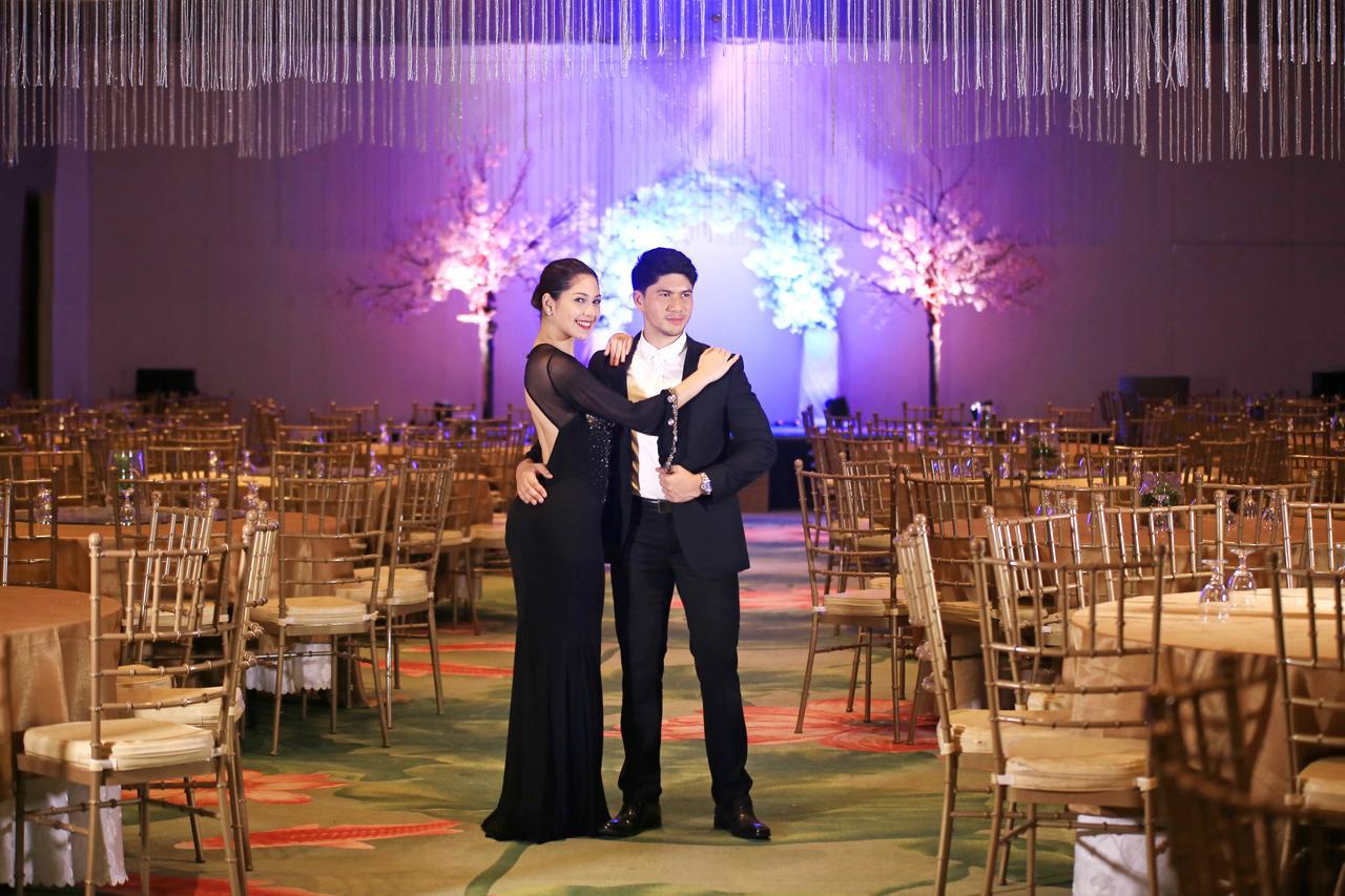 The Oriental Leyte Hotel Таклобан Екстериор снимка