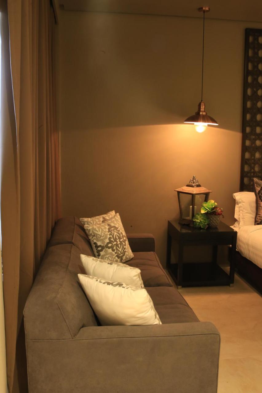 The Oriental Leyte Hotel Таклобан Екстериор снимка